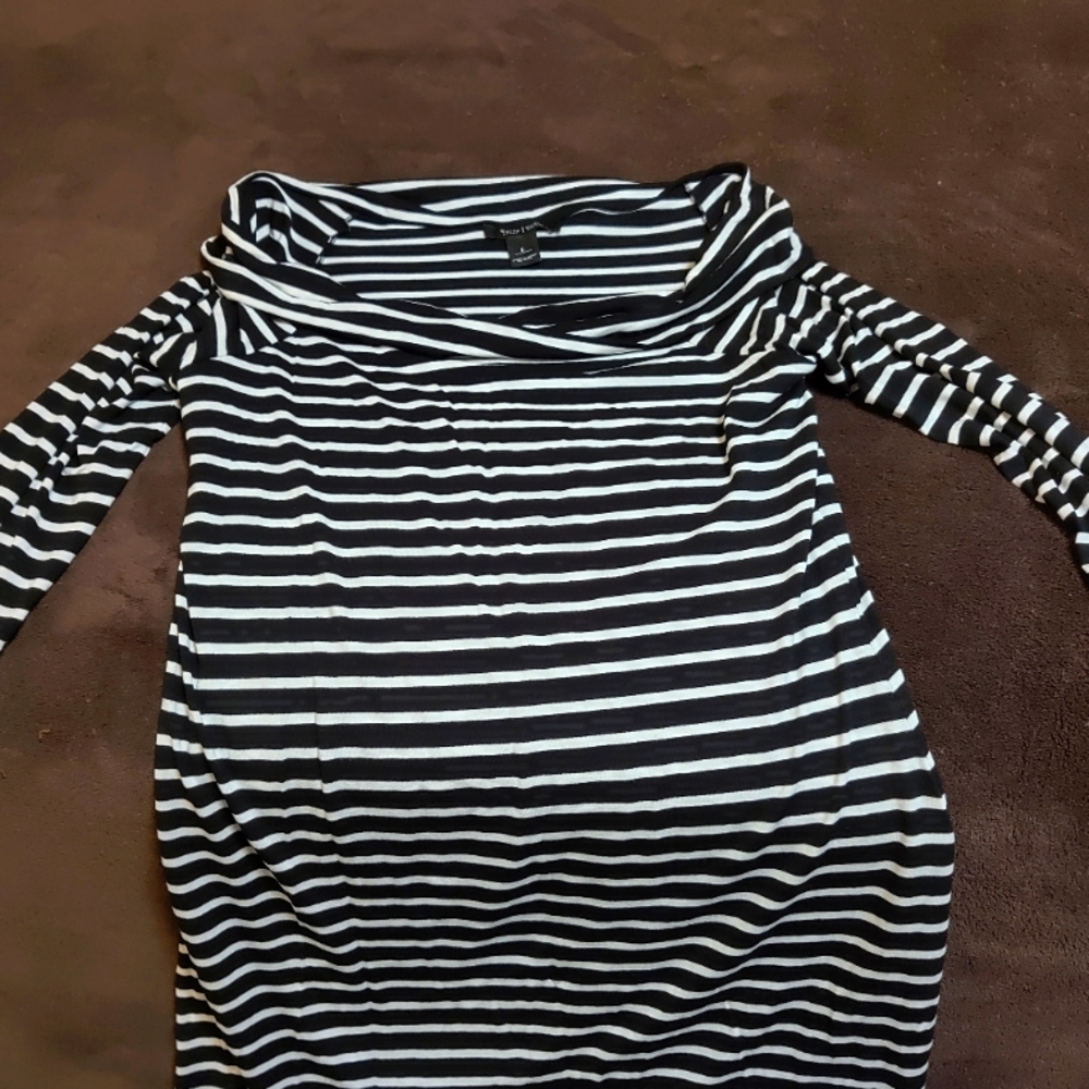White House Black Market Off The Shoulder Striped Sheath Dress - Picture 3 of 6